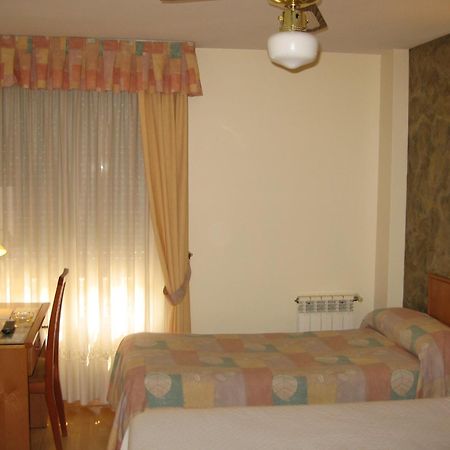 Igollo Hotel Camargo מראה חיצוני תמונה