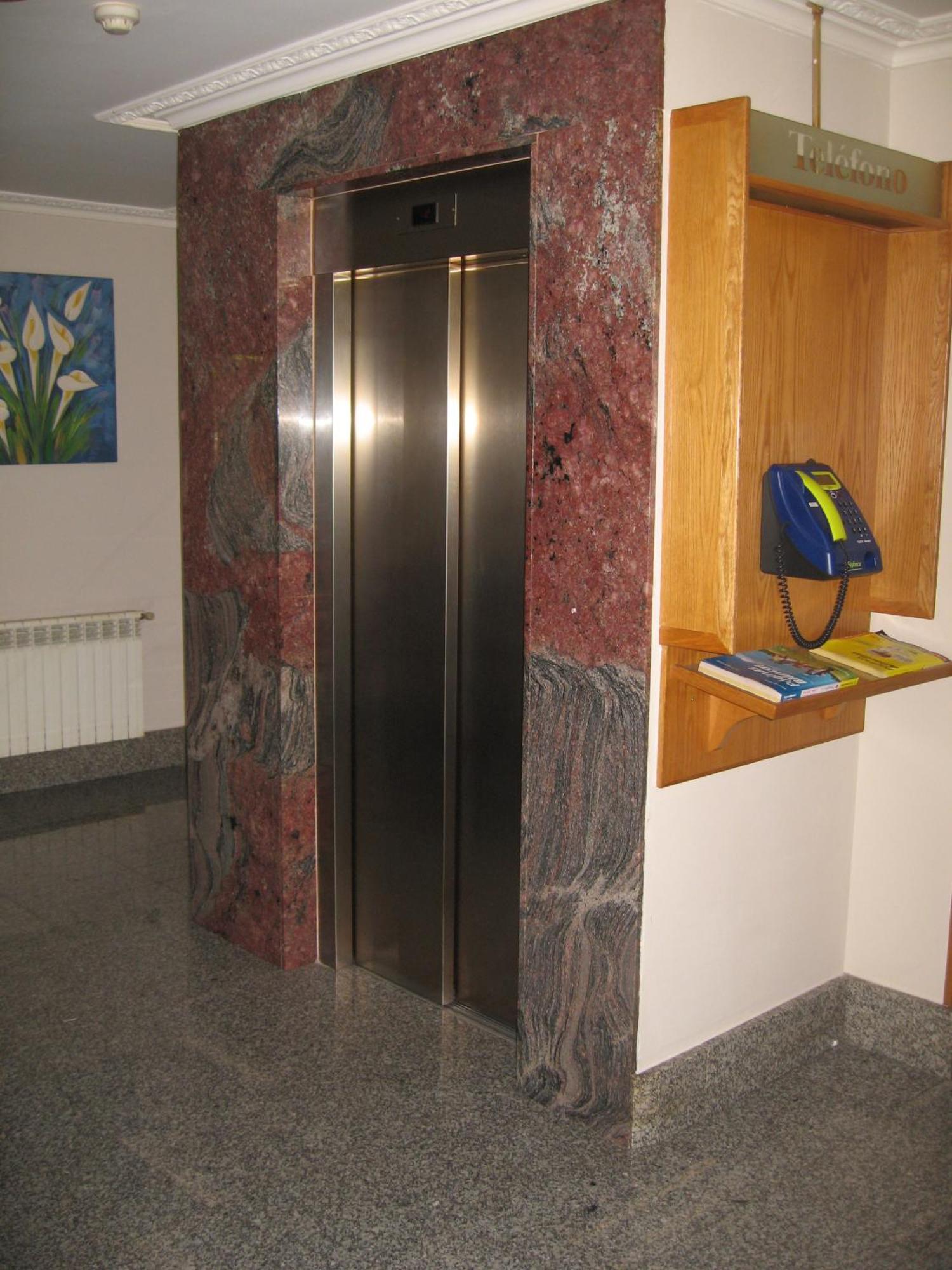Igollo Hotel Camargo מראה חיצוני תמונה