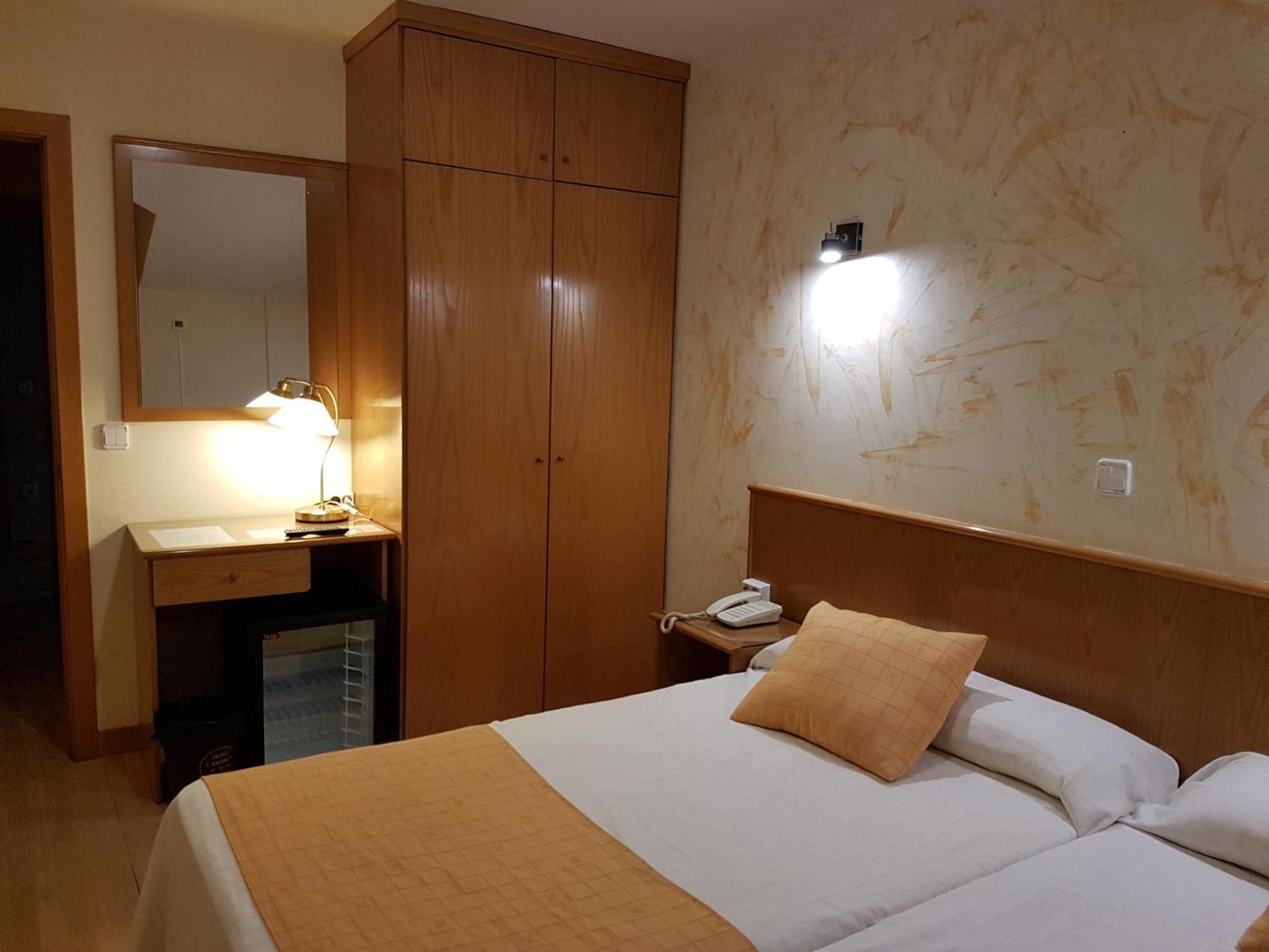 Igollo Hotel Camargo מראה חיצוני תמונה