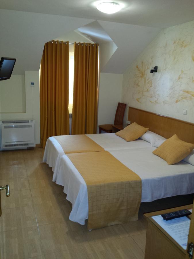 Igollo Hotel Camargo מראה חיצוני תמונה