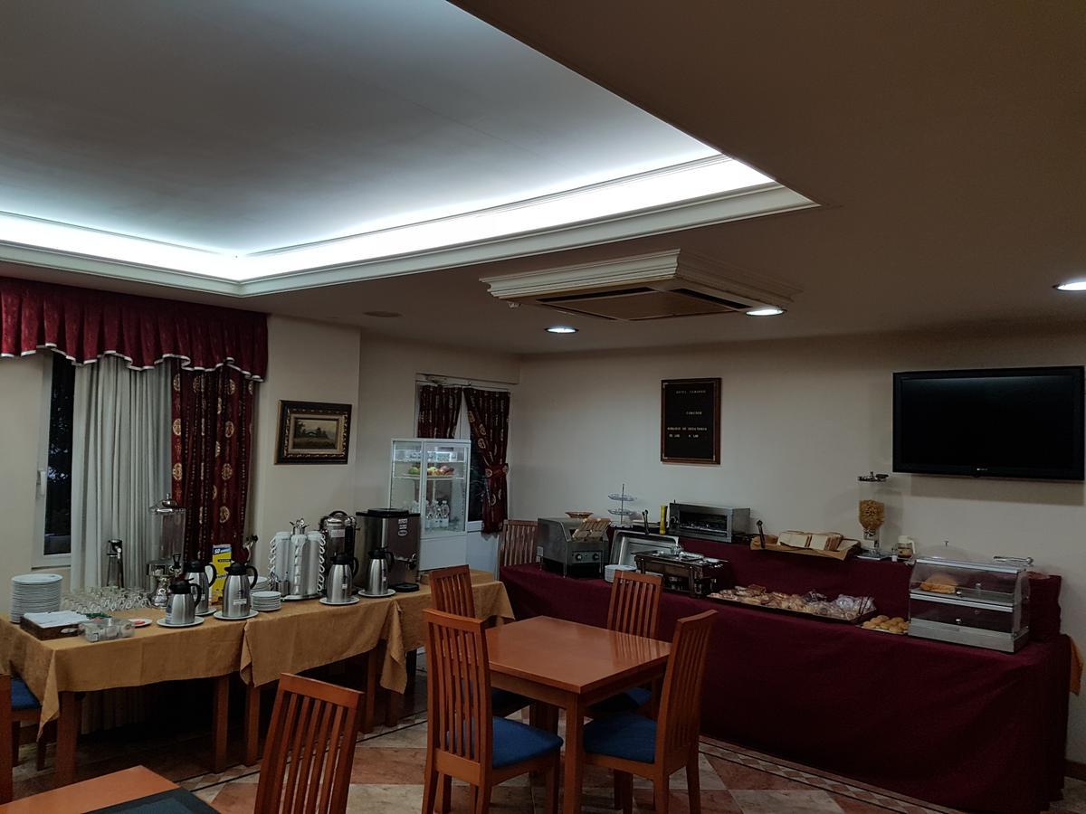 Igollo Hotel Camargo מראה חיצוני תמונה