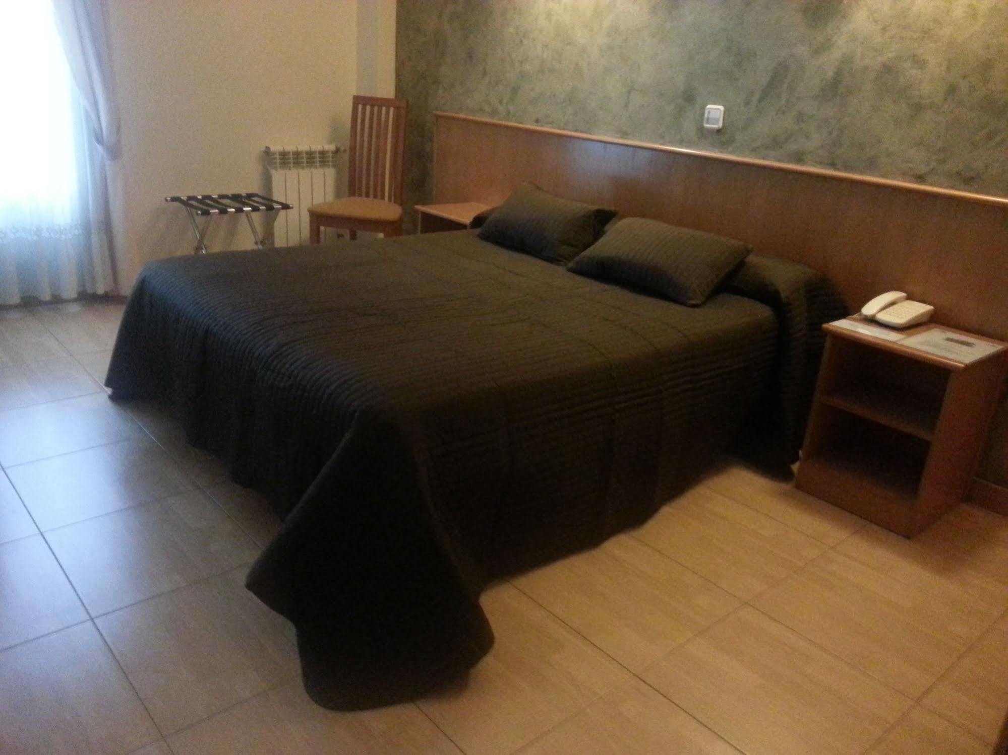 Igollo Hotel Camargo מראה חיצוני תמונה
