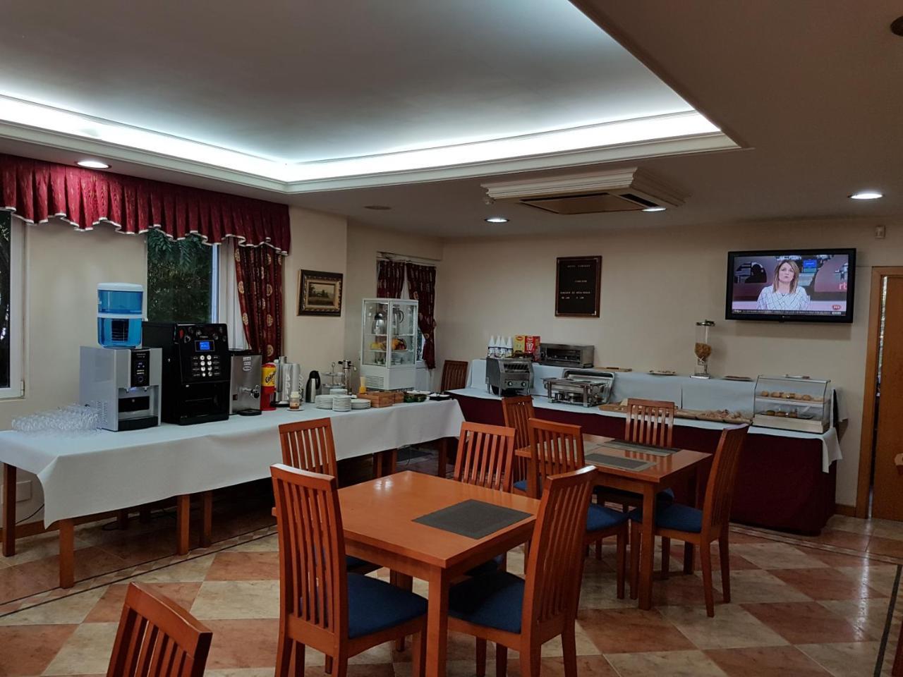 Igollo Hotel Camargo מראה חיצוני תמונה